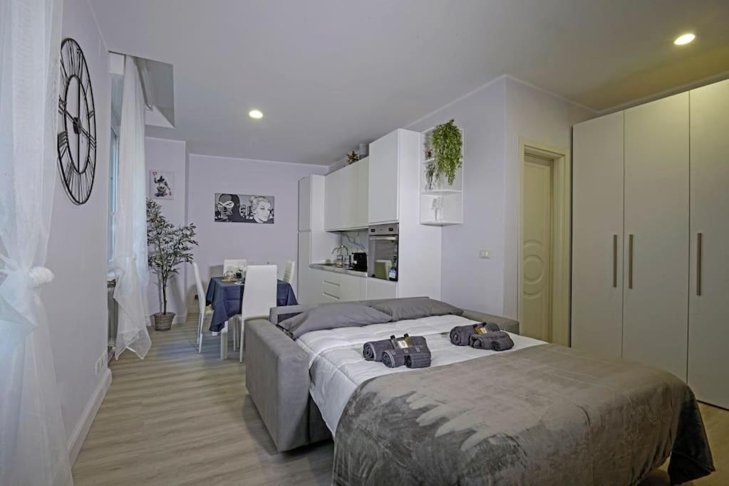 Suite In Centro Storico Porto Di Savona-Spiagge Esterno foto