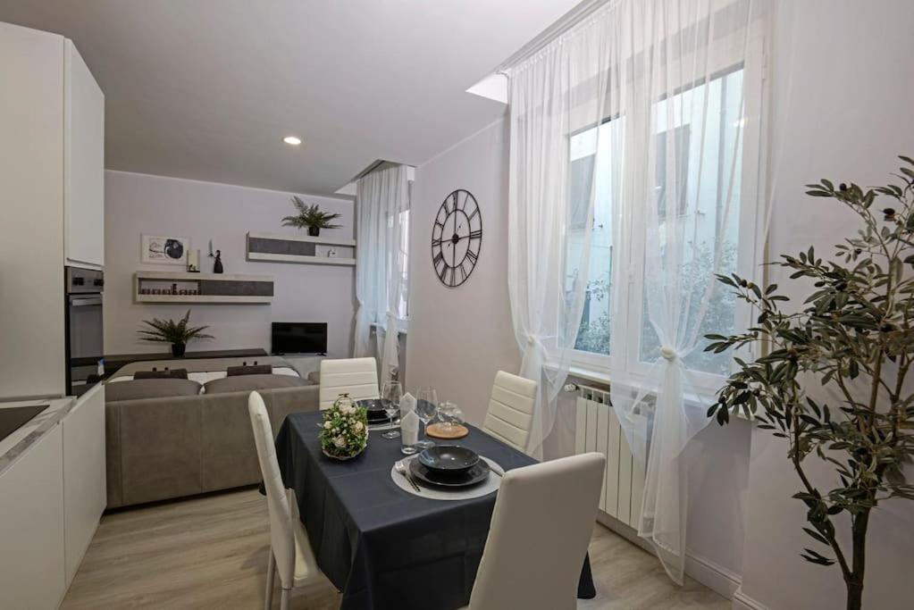 Suite In Centro Storico Porto Di Savona-Spiagge Esterno foto