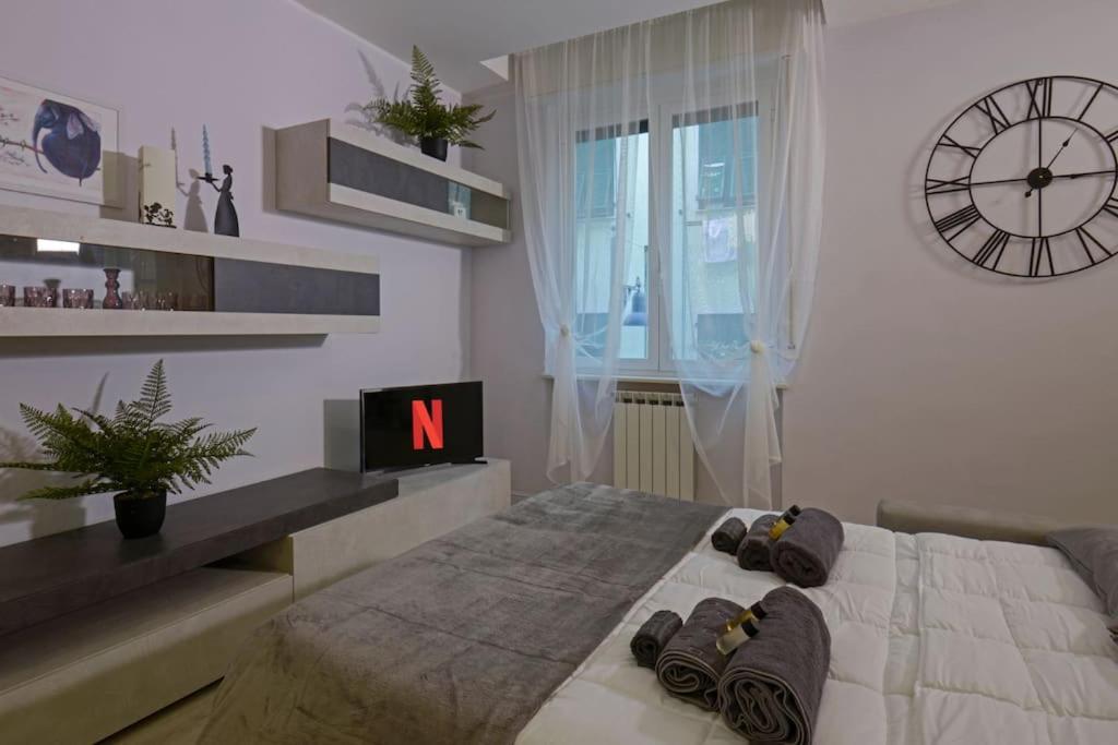 Suite In Centro Storico Porto Di Savona-Spiagge Esterno foto